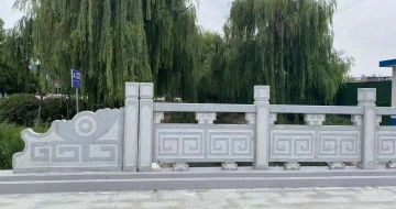 河南 芝麻灰桥栏杆、河道栏杆安装效果