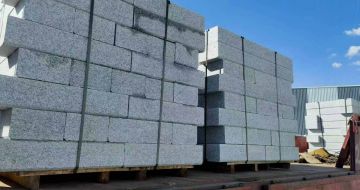 河南 路沿石装车出货