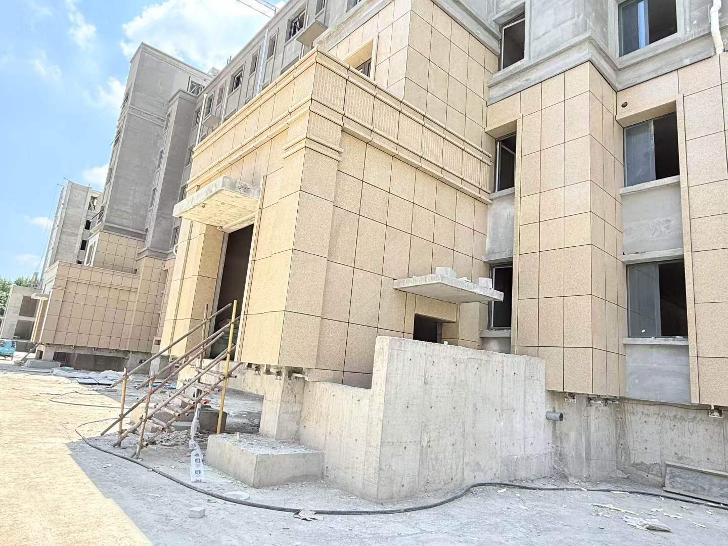 河南 黄金麻干挂，工地实拍