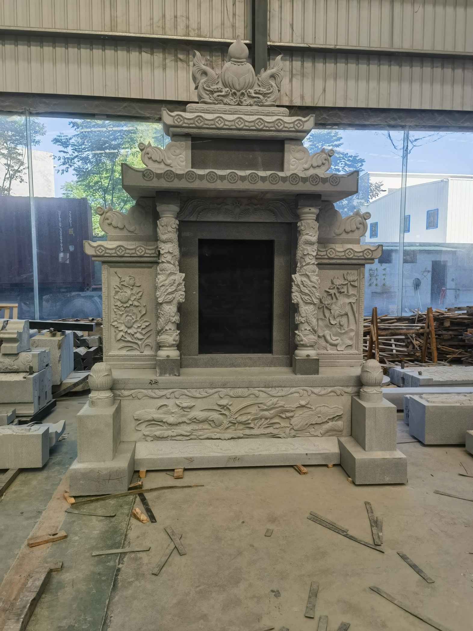 河南 芝麻灰高档墓碑、土墓，一套也支持定做