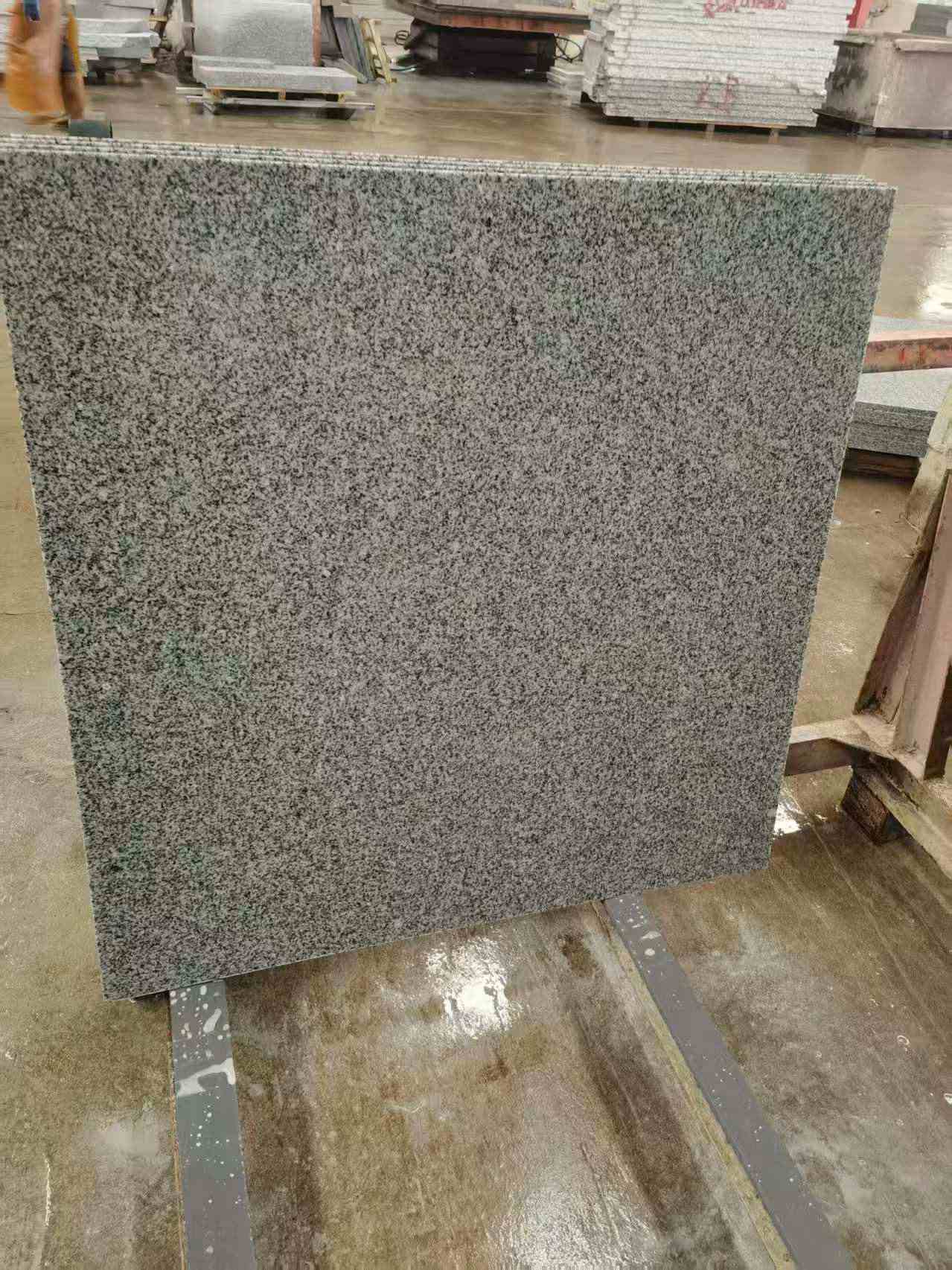 河南 芝麻白光面900*900，高地铁标准