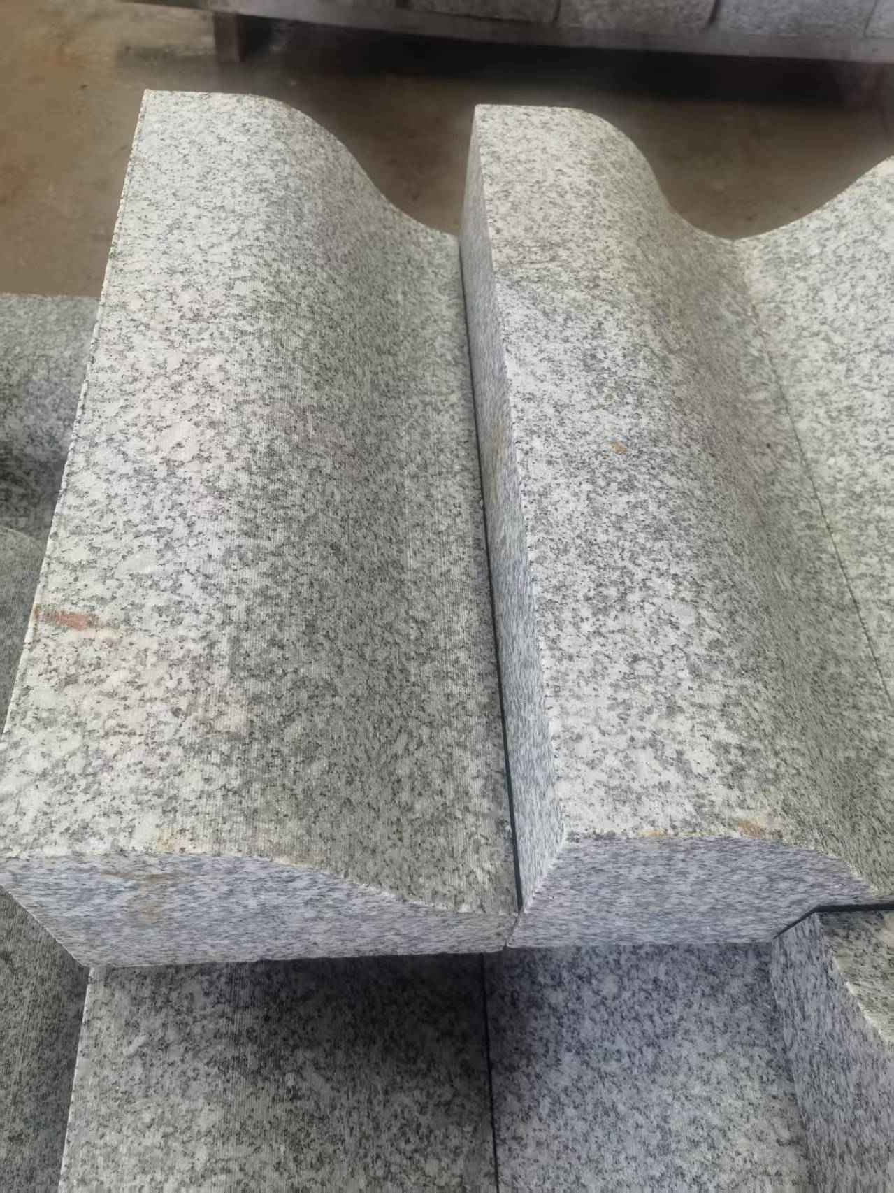 河南芙蓉白S型拉丝面路沿石